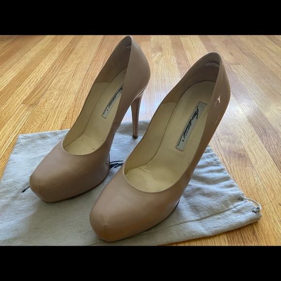 Brian Atwood nude pumps - Picture 3 of 5